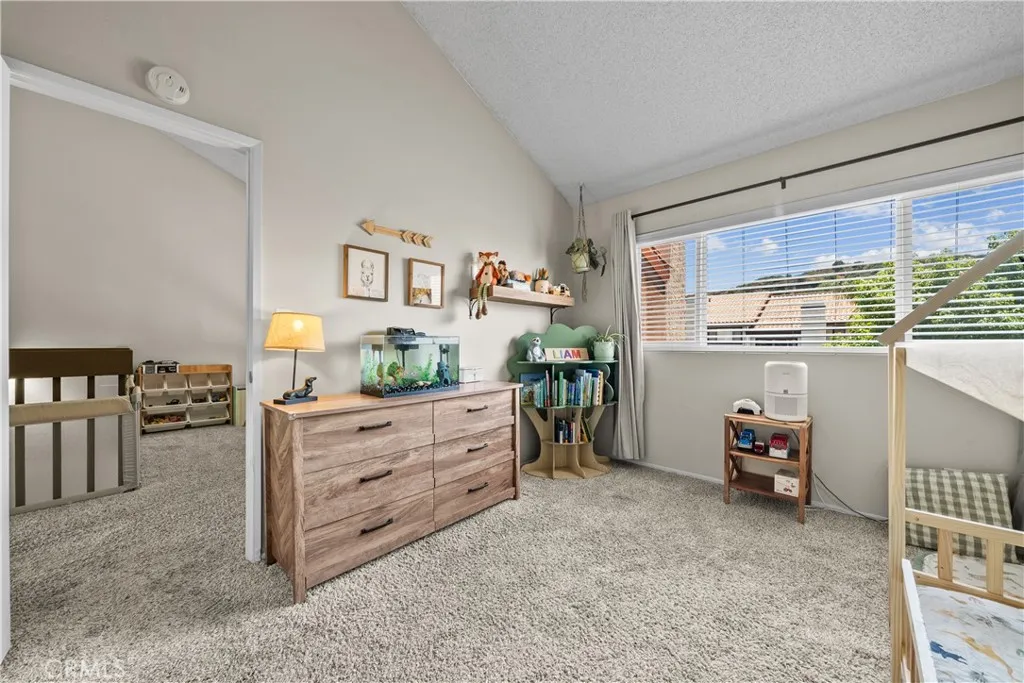 20931 Judah Lane 35, Newhall, California 91321 home-pic-19